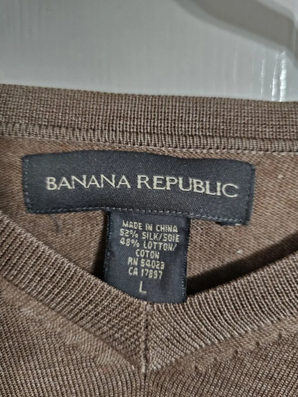 Banana Republic Mens Large Sweater Brown Silk Cotton Solid V-Neck Elevated Prep